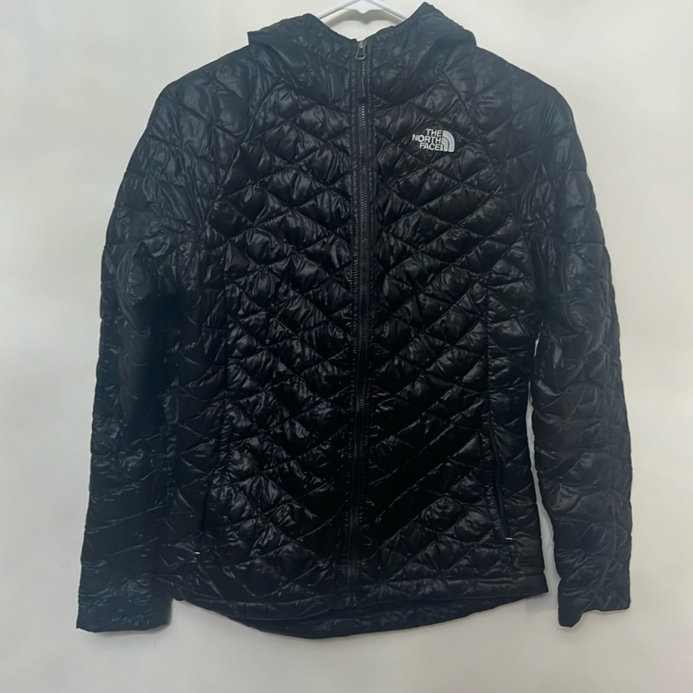 The North Face Jacket Size S Excellent condition.  Black